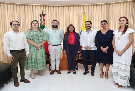 Embajador de Colombia en México con la Gobernadora de Quintana Roo
