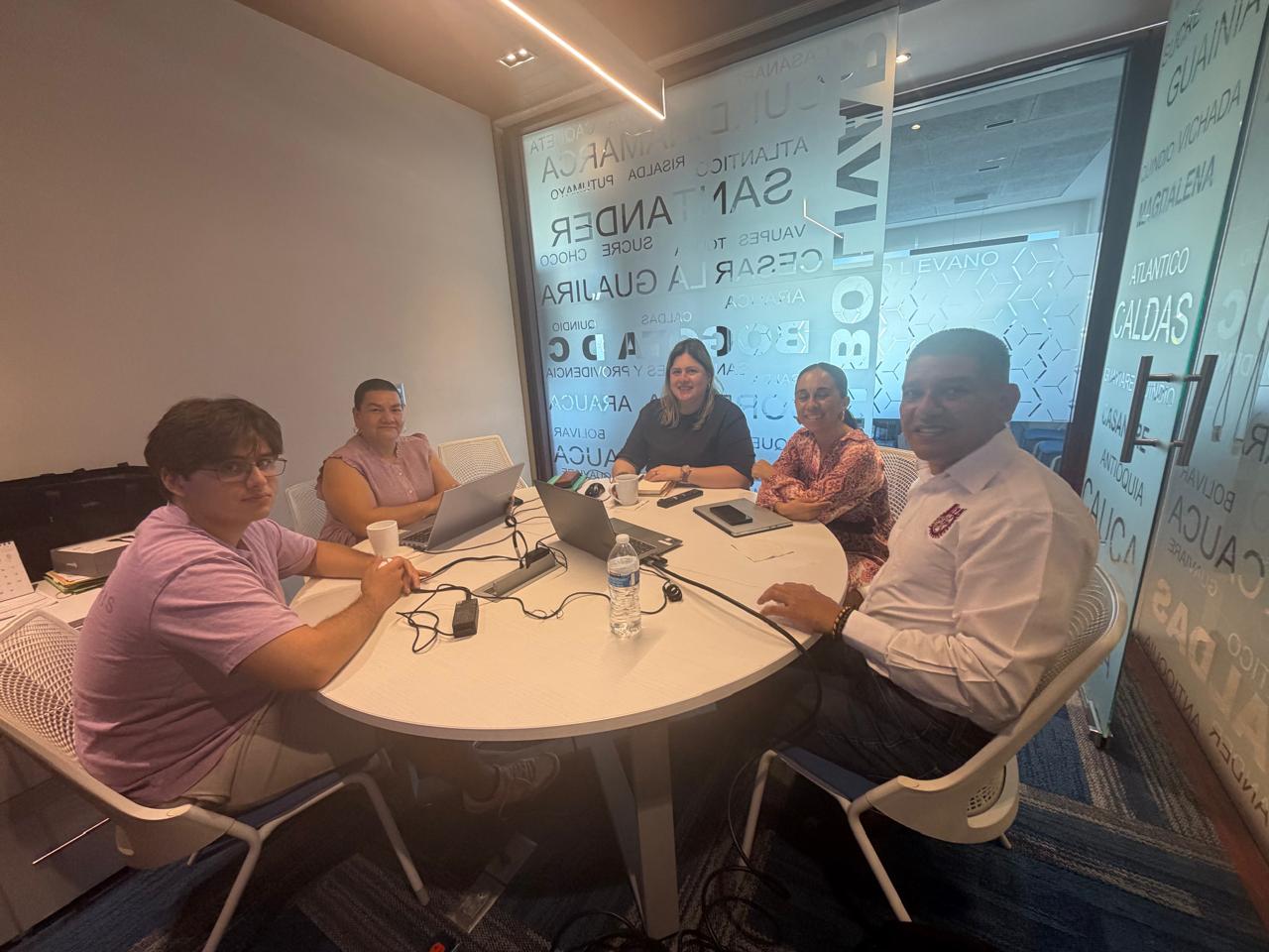 Consulado de Colombia en Cancún e IPN presentan oferta educativa virtual gratuita para la comunidad colombiana