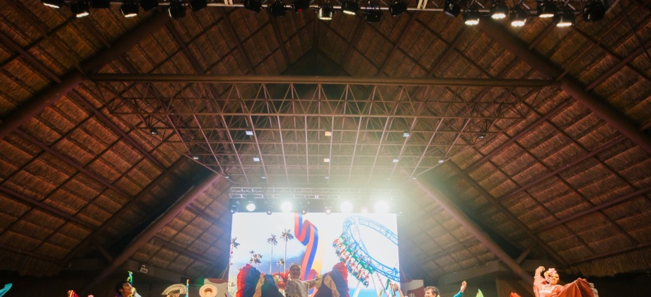 Celebración de nuestras fiestas patrias en el Parque de las Palapas